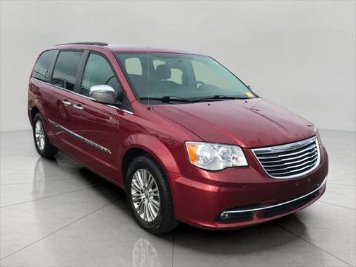 2015 Chrysler Town & Country Touring-L