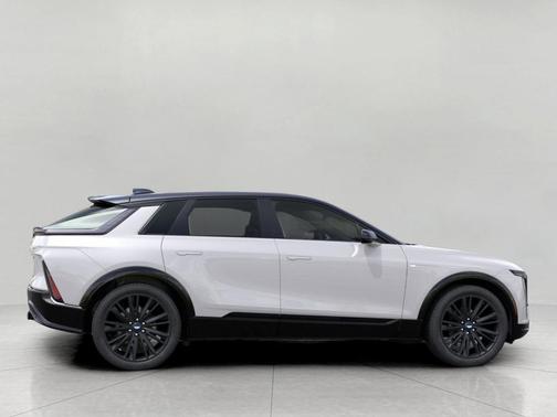 2025 Cadillac LYRIQ Sport