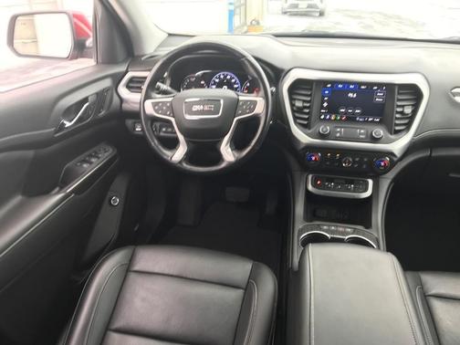 2022 GMC Acadia AWD SLT