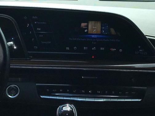 Crystal White Tricoat 2022 Cadillac Escalade Luxury