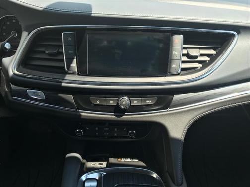 2023 Buick Enclave Essence AWD
