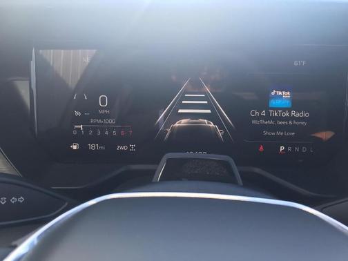 2024 GMC Acadia Denali