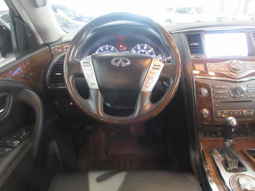 Photo 4 of 27 of 2015 INFINITI QX80 Base