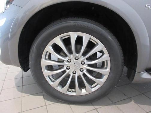 Photo 3 of 27 of 2015 INFINITI QX80 Base