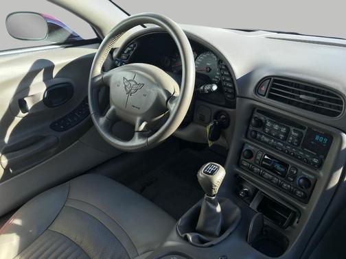 2003 Chevrolet Corvette Base