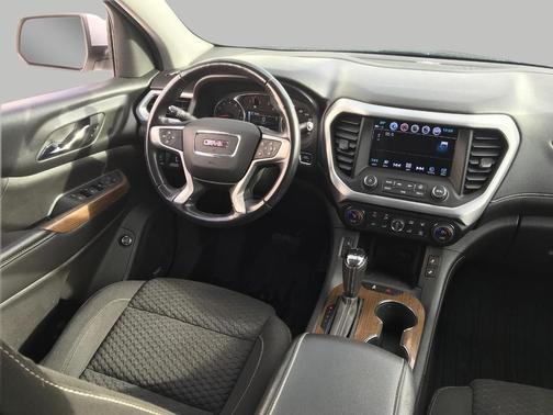 2018 GMC Acadia SLE-2