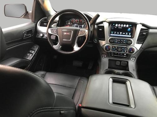2020 GMC Yukon SLT
