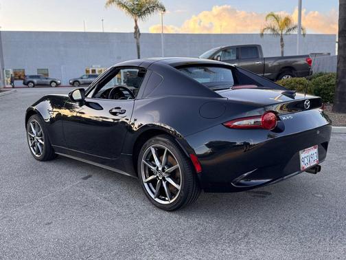 2022 Mazda MX-5 Miata RF Grand Touring