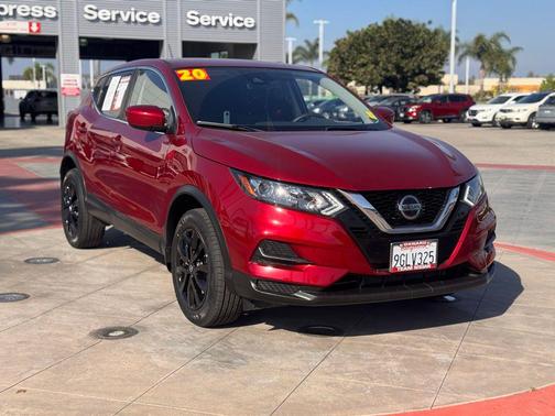 2020 Nissan Rogue Sport S