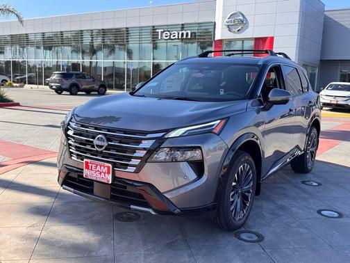 Gun Met 2026 Nissan Rogue Platinum