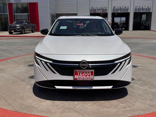 Aspen White Tricoat 2026 Nissan Sentra SL