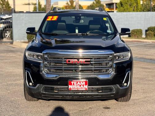 2023 GMC Acadia FWD SLT