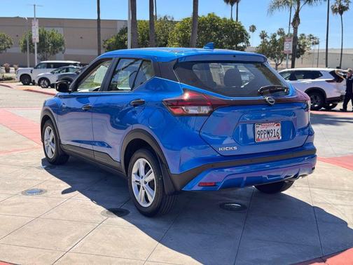2024 Nissan Kicks S