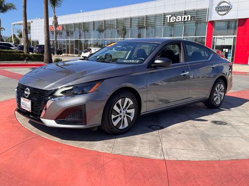 2025 Nissan Altima S FWD