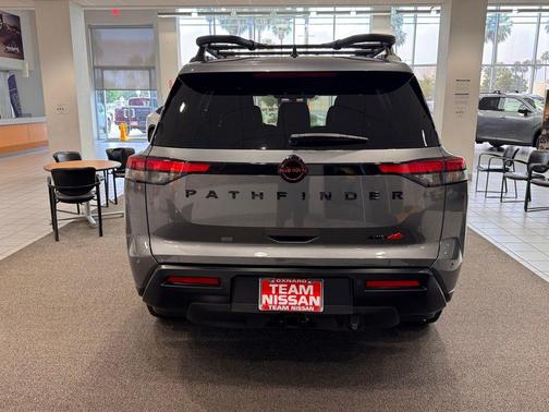 Gun Met 2026 Nissan Pathfinder Rock Creek