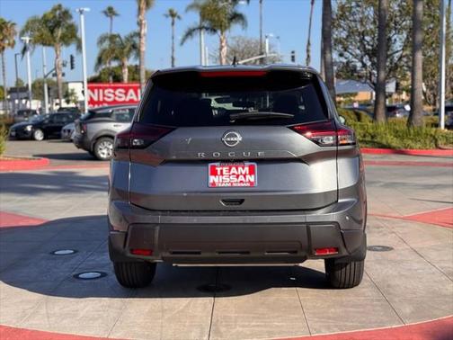 2025 Nissan Rogue S
