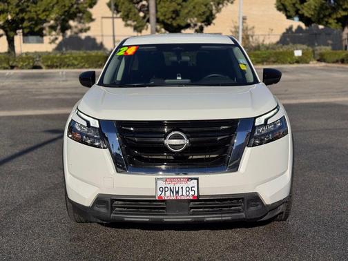2024 Nissan Pathfinder S FWD