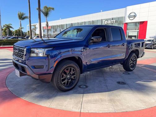 2022 Nissan Frontier SV