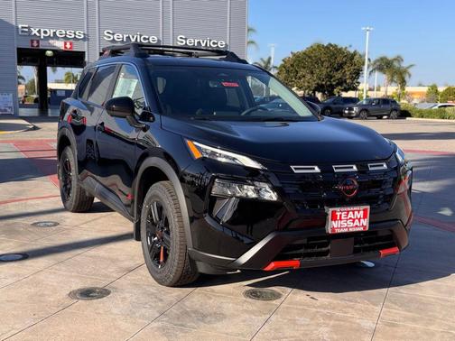 Super Black 2026 Nissan Rogue Rock Creek