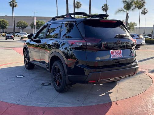 Super Black 2026 Nissan Rogue Rock Creek