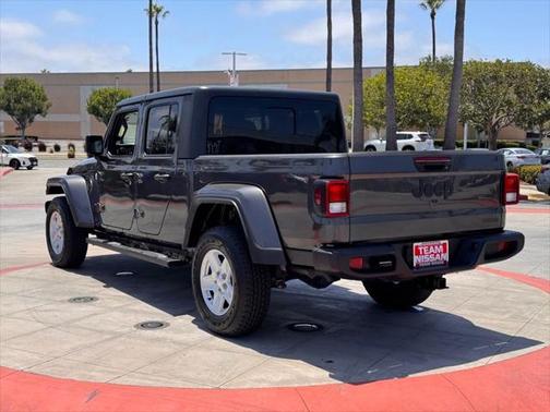2021 Jeep Gladiator Sport S