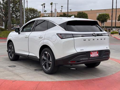 2025 Nissan Murano SL