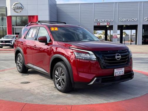 2022 Nissan Pathfinder SV 2WD