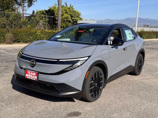 2026 Nissan Leaf PLATINUM+