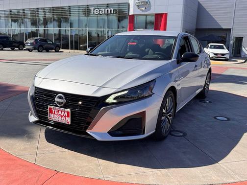 Brilliant Silver Metallic 2026 Nissan Altima 2.5 SV