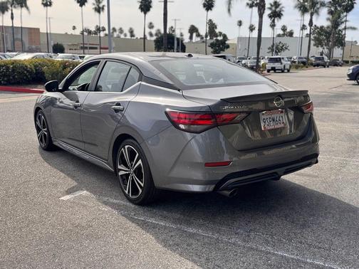 2022 Nissan Sentra SR