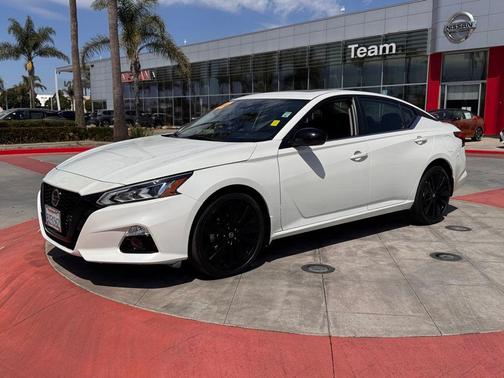 2022 Nissan Altima SR Intelligent AWD