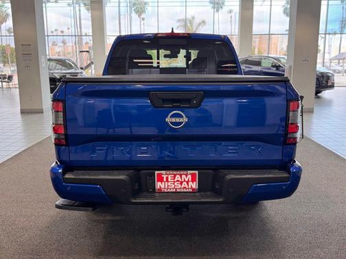Bluestone Pearl 2026 Nissan Frontier SV