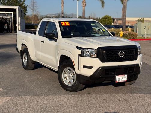 2023 Nissan Frontier S
