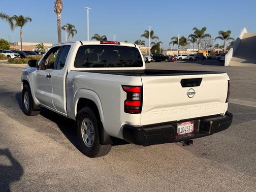 2023 Nissan Frontier S