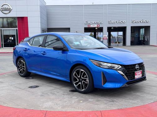 2025 Nissan Sentra SR