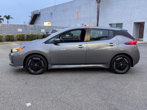 2025 Nissan Leaf SV PLUS