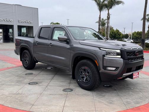 2025 Nissan Frontier PRO-X