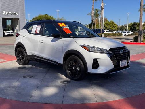 2024 Nissan Kicks SR