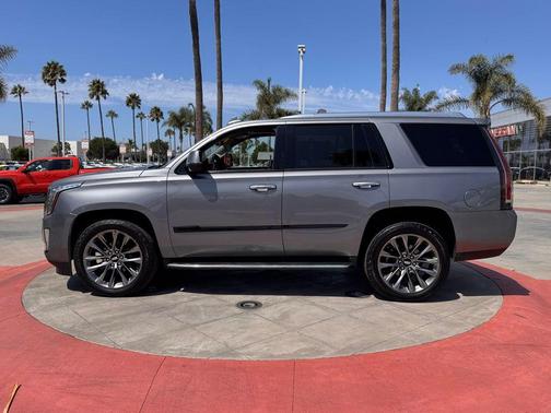 2020 Cadillac Escalade Luxury