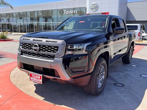 Super Black 2026 Nissan Frontier SV