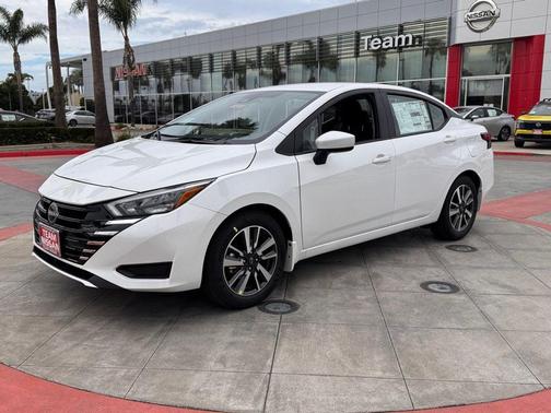 2025 Nissan Versa 1.6 SV