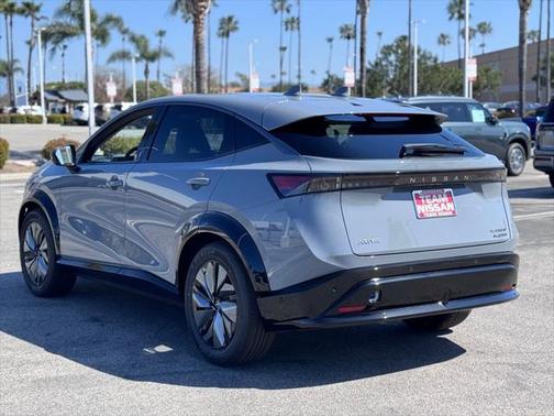 2025 Nissan ARIYA PLATINUM+