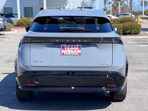 2025 Nissan ARIYA PLATINUM+