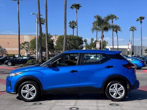 2024 Nissan Kicks S