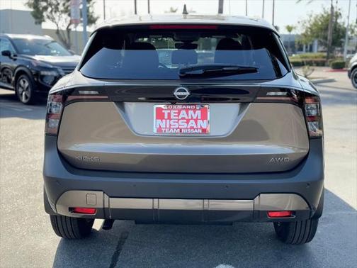 2025 Nissan Kicks SV
