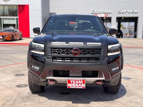 2025 Nissan Frontier PRO-X