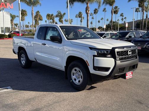 2026 Nissan Frontier S