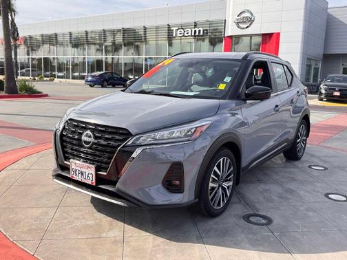 2024 Nissan Kicks SR