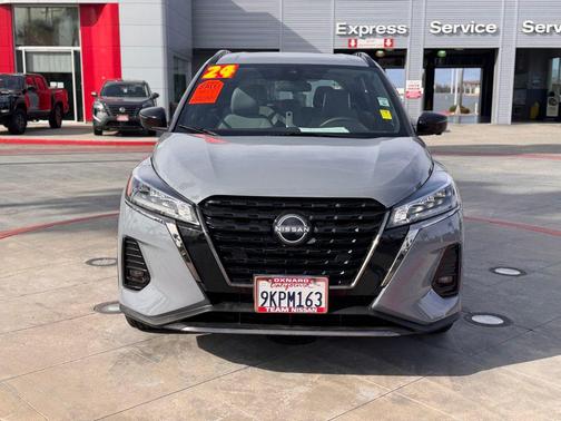 2024 Nissan Kicks SR