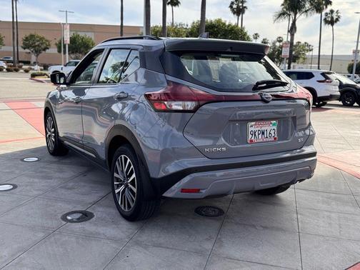 2024 Nissan Kicks SR